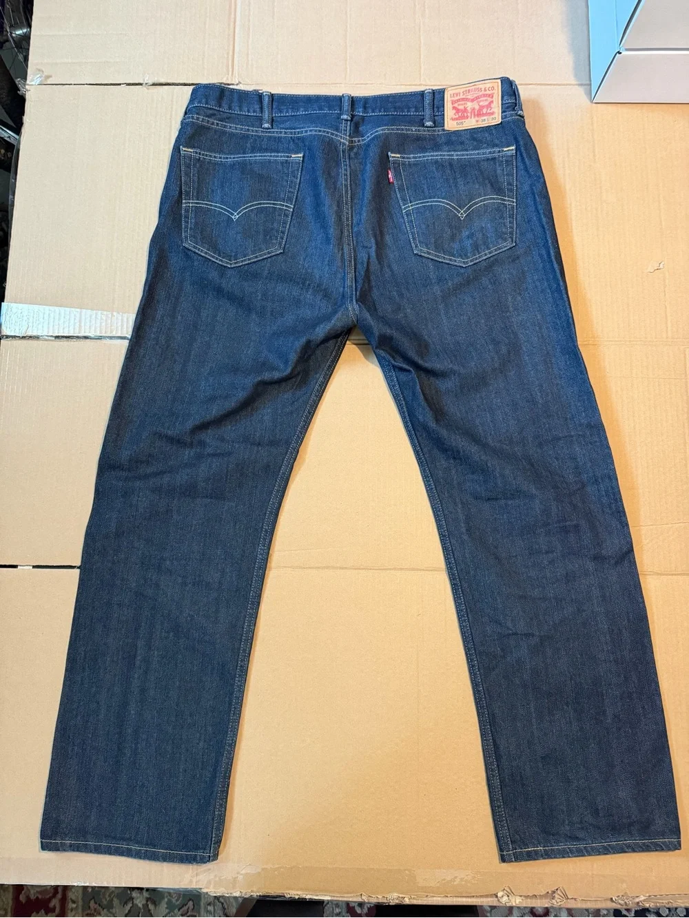 Levis straight leg